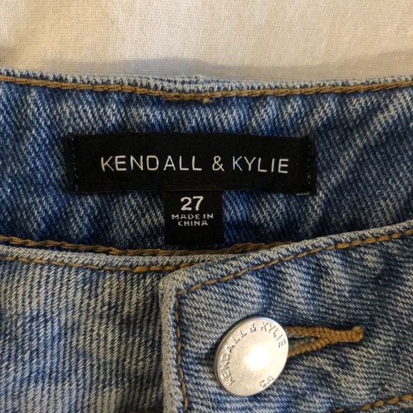 ♥️Kendall and Kylie Distressed Denim - Picture 6 of 11